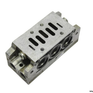 festo-NAVW-3_8-2-ISO-manifold-sub-base-with-angled-connection-used