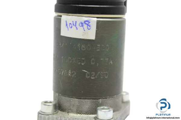 BM41-41604B00-hydraulic-valve-used-2