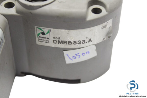 pneumax-OMRB533.A-valve-terminal-used-4
