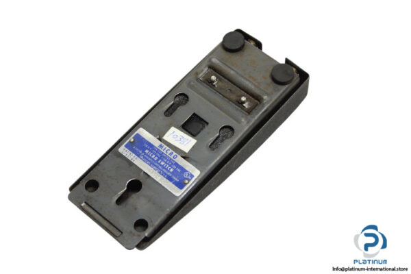 honeywell-1AF4-foot-switch-(Used)-1