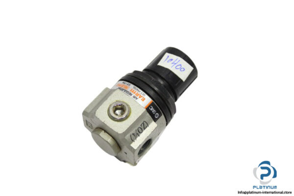 smc-EAR111-pressure-regulator-(New)