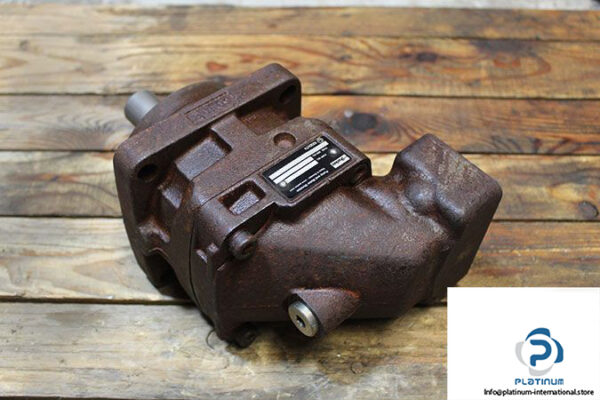 parker-f12-040-mf-iv-k-000-000-0-axial-piston-hydraulic-motor-1