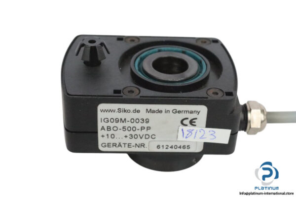 siko-IG09M-0039-ABO-500-PP-incremental-encoder-(new)-2