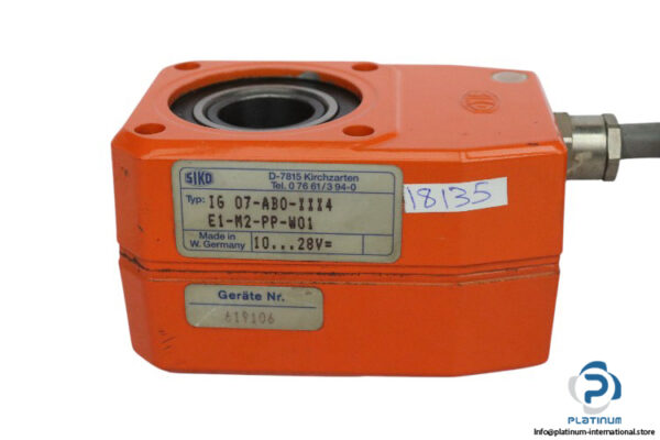 siko-IG07-AB0-XXX4-E1-M2-PP-W01-incremental-encoder-(used)-2