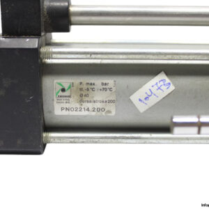 pneumax-PN02214.200-pneumatic-cylinder-used-2