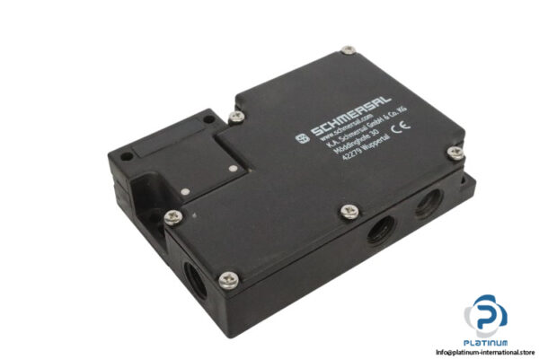 schmersal-AZM-161SK-12_12RKN-024-safety-switch-(new)