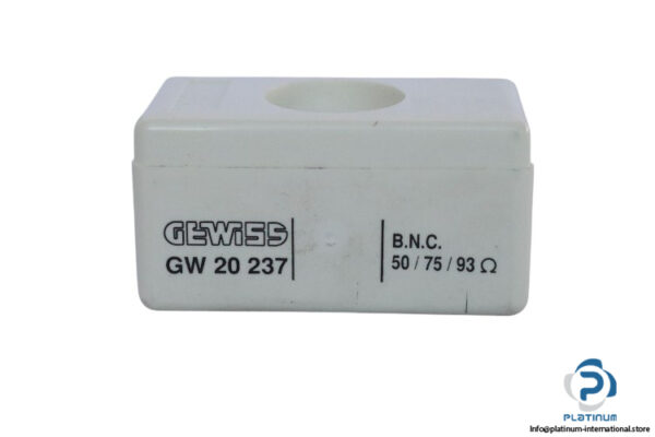 gewiss-GW-20-237-socket-outlet-(new)-2