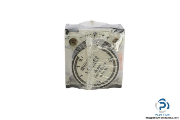 telemecanique-LA3-DR2-auxiliary-contact-block-(new)-1