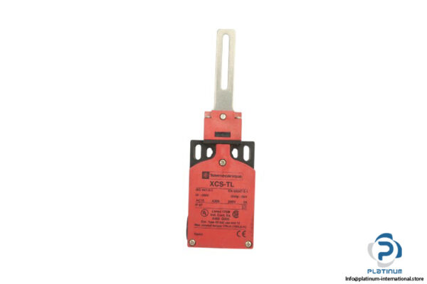 telemecanique-XCSTL851-safety-switch-(new)-1