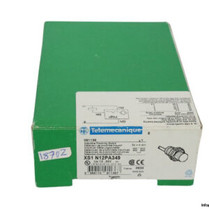 telemecanique-XS1-N12PA349-inductive-proximity-sensor-(new)-3