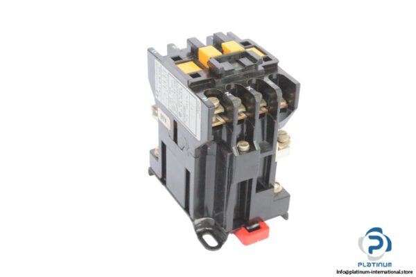 telemecanique-CA2-DN140-contactor-relay-(new)