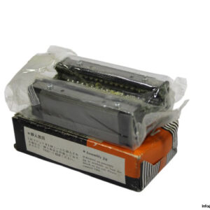 thk-SR25W1SSC1-linear-guideway-block-new-carton