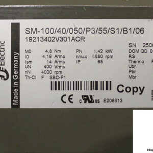 schneider-sm-100_40_050_p3_55_s1_b1_06-servo-motor-2-2