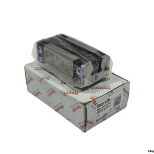 rexroth-R162922132-runner-block-new-carton