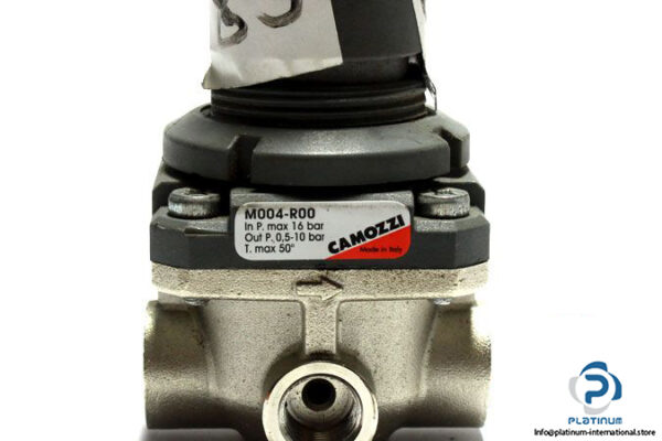 camozzi-m004-r00-micro-pressure-regulator-used-4