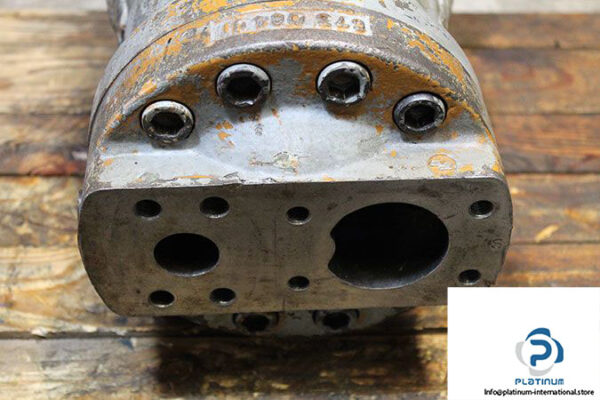 brueninghaus-hydraulik-a2f-200-r5p2-axial-piston-variable-pump_motor-2