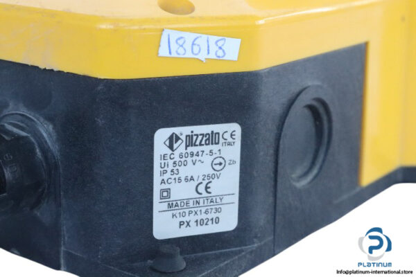 pizzato-PX-10210-single-foot-switch-(used)-3