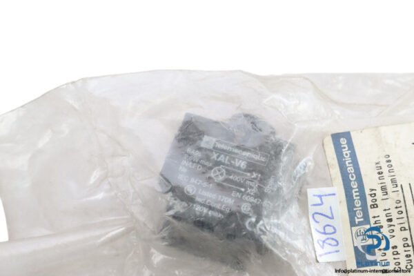 telemecanique-XAL-V6-control-station-enclosure-(new)