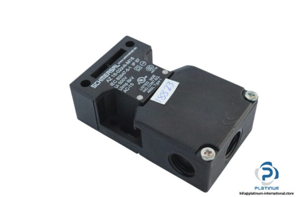 schmersal-AZ-16-02ZVK-M16-safety-switch-(new)