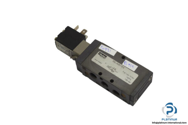 parker-P2L-AV511ES-single-solenoid-valve-(Used)