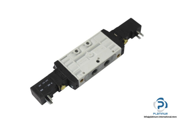 aventics-0820060551-double-solenoid-valve-(New)-1