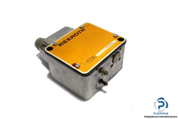 rexroth-HED-3-OA-33_200-Z6L24-bourdon-tube-pressure-switch