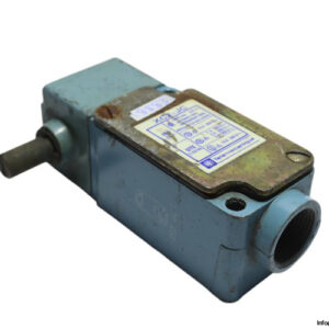 telemecanique-XC2-JC-limit-switch-(used)