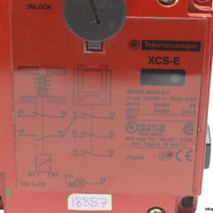 telemecanique-XCS-E8511-_-XCS-E-safety-switch-(used)-2