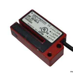 leuze-GS-06_66-2-fork-photoelectric-sensor-(used)