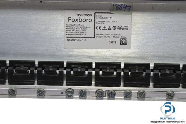 foxboro-T2550B_16R_C16-process-controller-base-unit-(used)-2
