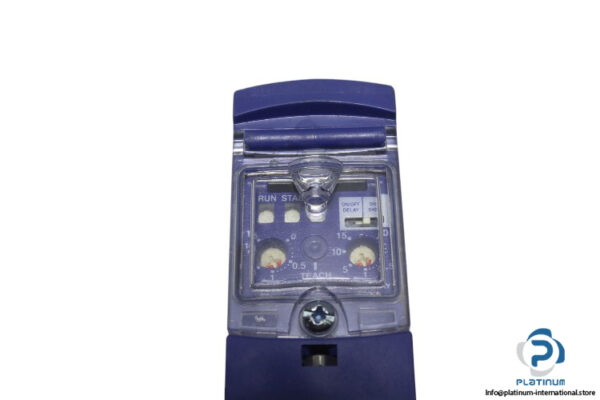 telemecanique-XUX0ARCTT16-through-beam-photoelectric-sensor-(used)-1