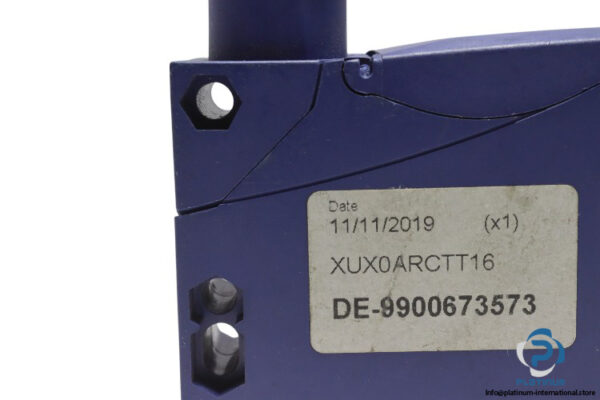 telemecanique-XUX0ARCTT16-through-beam-photoelectric-sensor-(used)-3