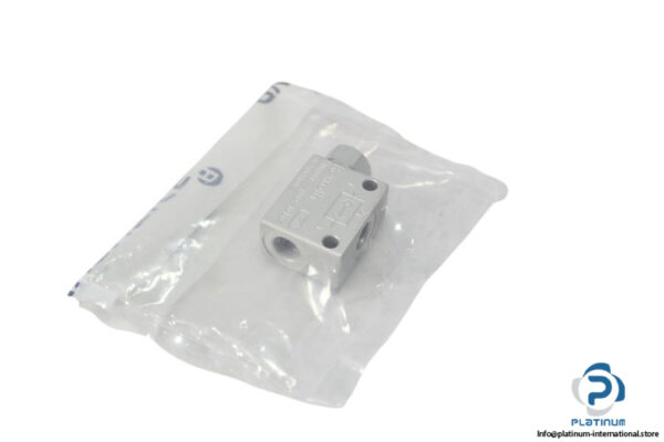 rexroth-0821000002-shuttle-valve-(New)