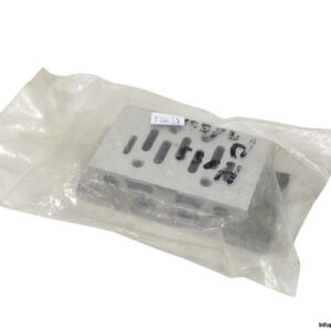 bosch-1825503143-manifold-sub-plate-(New)