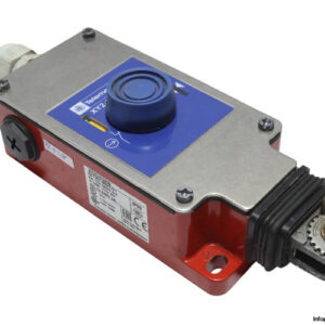 telemecanique-XY2CH13250-latching-emergency-stop-rope-pull-switch-(used)