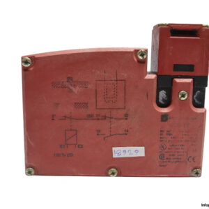 telemecanique-XCS-TE-safety-switch-(used)-1