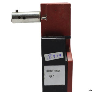 telemecanique-XCSTR751-safety-limit-switch-(used)-1