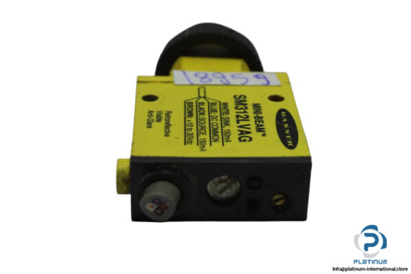 banner-SM312LVAG-mini-beam-photoelectric-sensor-(used)-1