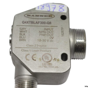 banner-Q4XTBLAF300-Q8-photoelectric-sensor-(used)-2