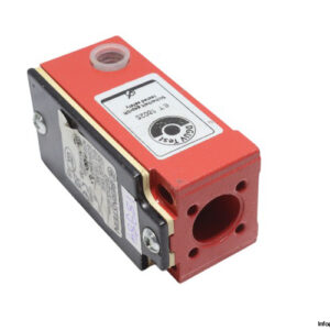 euchner-GC-U1Z-VKW-limit-switch-(used)-1