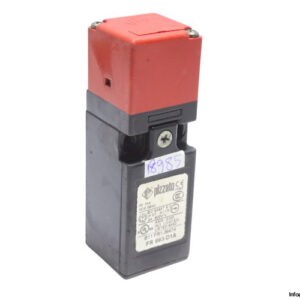 pizzato-FR-993-D1A-safety-switch-(used)