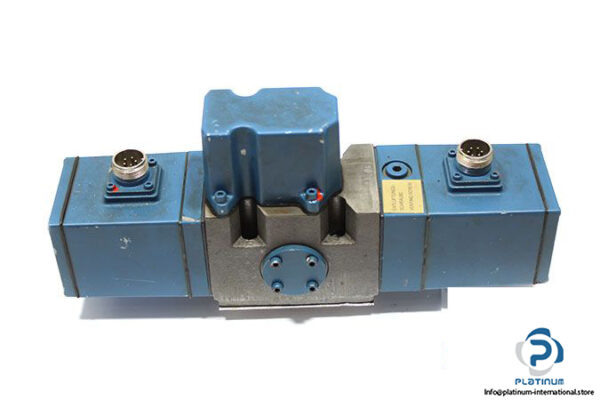 moog-d651-439d-proportional-control-valve-3-2