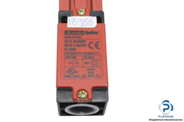 lovato-RS3-10-11-A-limit-switch-(used)-1