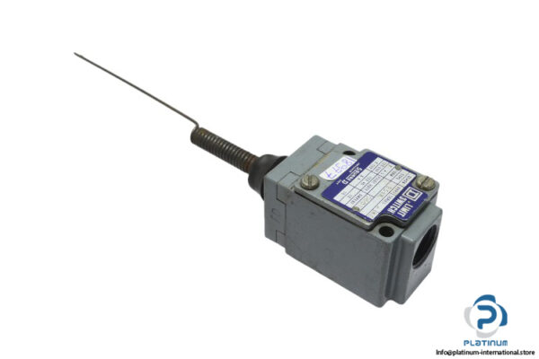 square-d-B51K-limit-switch-(used)