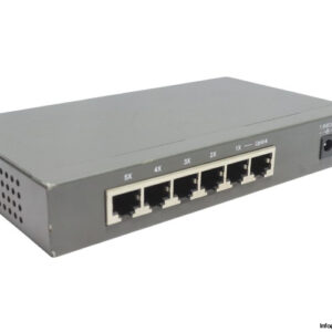 d-link-DES-1005D-ethernet-switch-(used)