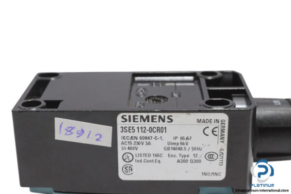 siemens-3SE5-112-0CR01-position-switch-body-(used)-2