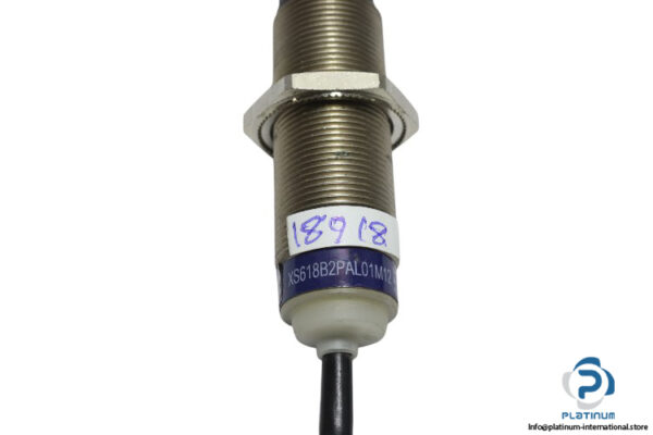 telemecanique-XS618B2PAL01M12-inductive-proximity-sensor-(used)-2
