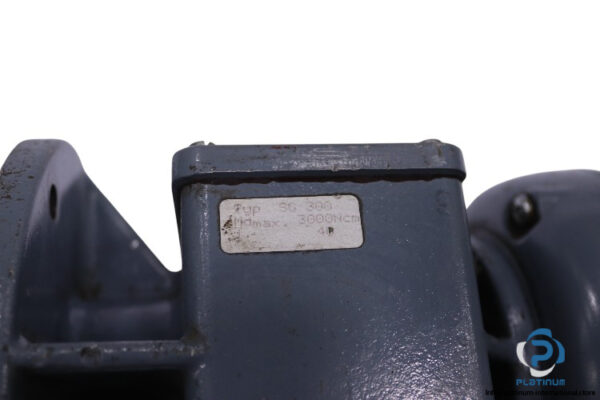 groschopp-DM100-80-SG-300-gear-motor(used)-2