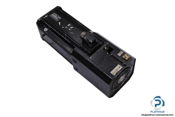 indramat-MAC112D-1-HD-4-C-130-A-0-WI520LV-S005-ac-servo-motor(used)