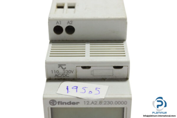 finder-12.A2.8.230.0000-time-switch-(used)-2